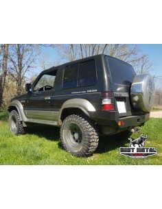 Defensa trasera montero V20 3P 2